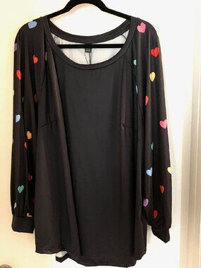SHEIN CURVE BLACK HEART TUNIC TOP SIZE 24-26